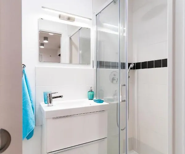 At Vacation Station * 皮兰